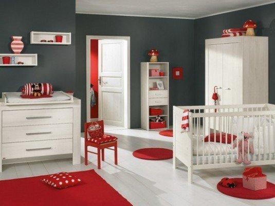 baby room-red and white