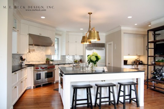 kitchen island lighting-golden lamp