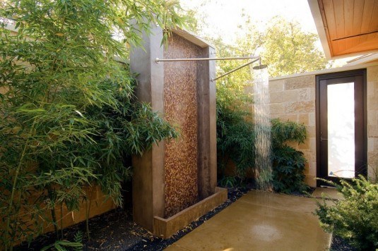 outdoor shower-mosaic