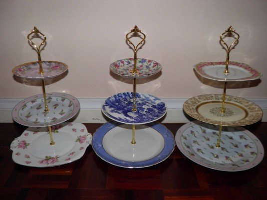 cake stands