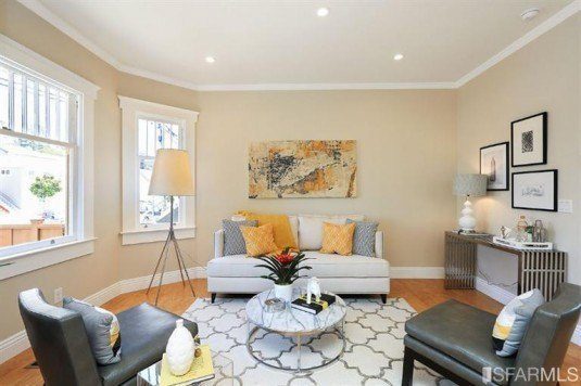 living room-beige sofa