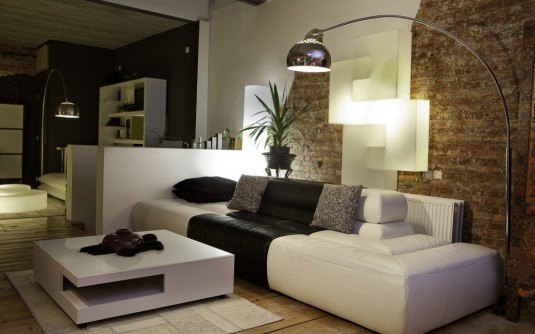 living room-white and black