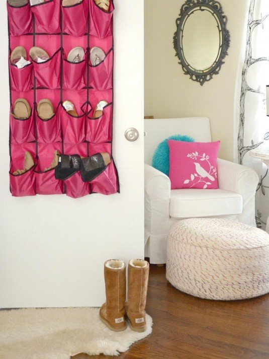 Original_Aimee-Lane-Its-Overflowing-hanging-shoe-storage_v.jpg.rend.hgtvcom.1280.1707