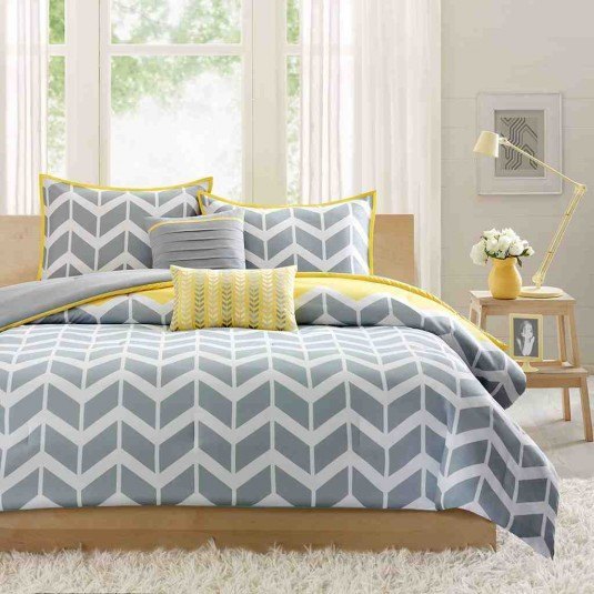 contemporary-bedroom-with-luxury-yellow-grey-comforter-set-with-beautiful-design-astonishing-gray-and-white-comforter-set-gray-and-white-comforter-set-gray-comforter-sets