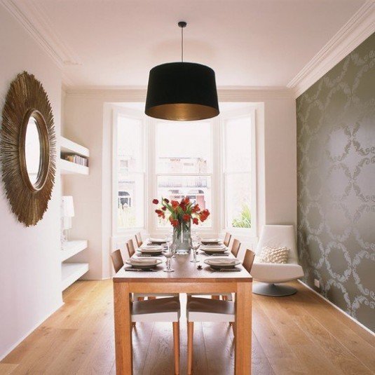 grey-statement-wallpaper--dining-room--25-beautiful-homes
