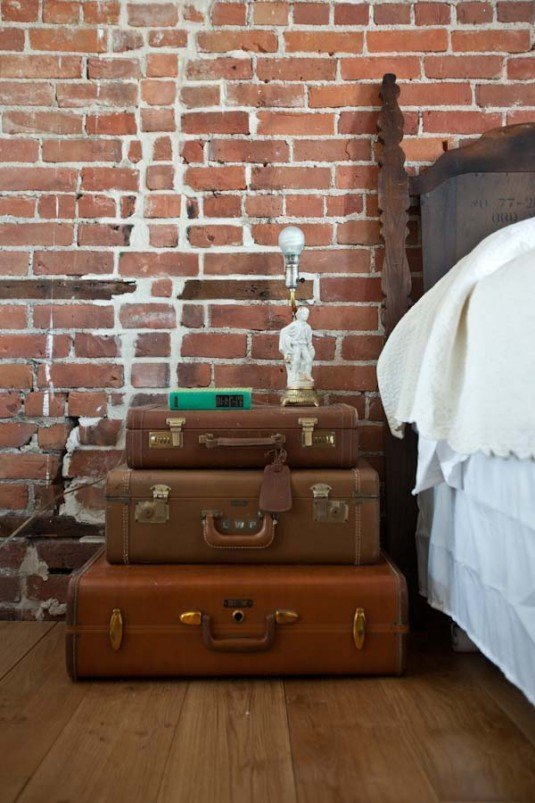 nightstand-suitcase