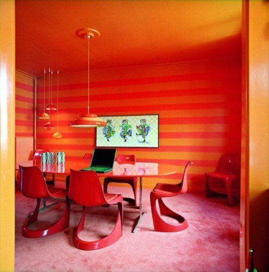 Super-Modern-Bright-Red-Orange-Dining-Area-at-Awesome-Colorful-Dining-Room-Design-Ideas