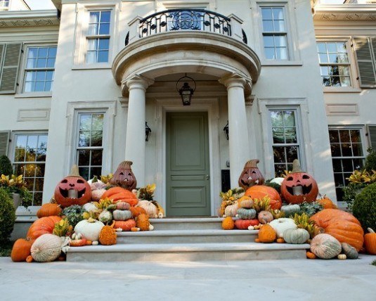 halloween stair decor 7