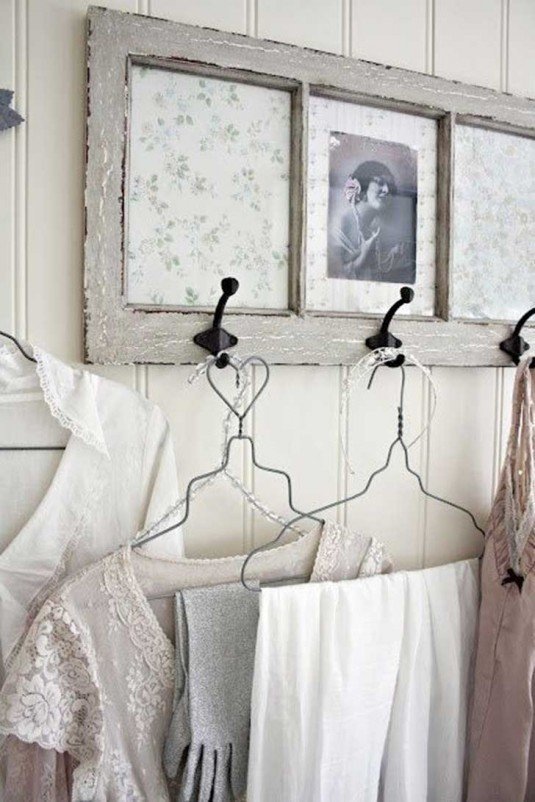 100-Simple-and-Spectacular-Ideas-on-How-to-Recycle-Old-Windows-homesthetics-decor-9