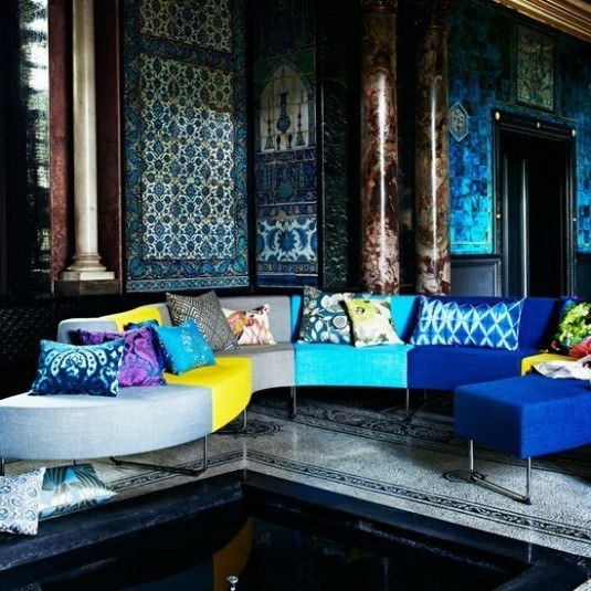 Peacock-Tones-Living-Room-Homes-and-Gardens-Housetohome