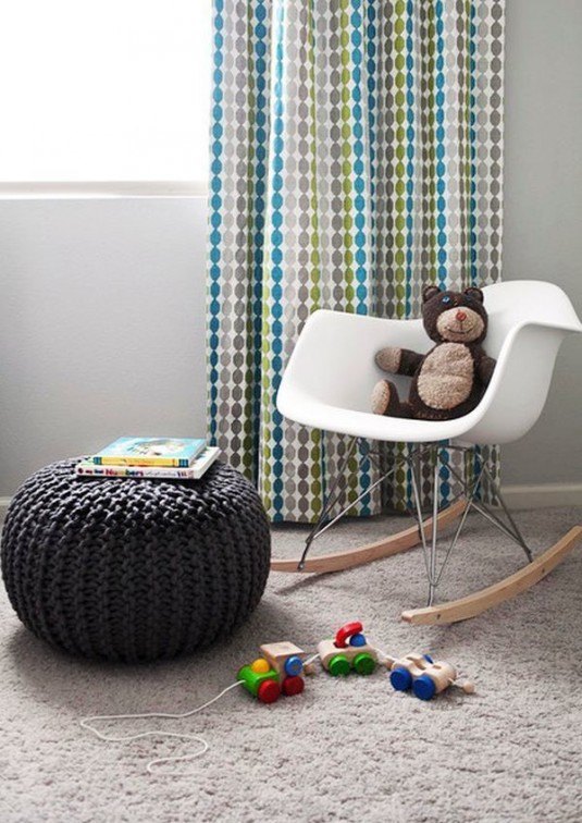 kids-room-knitted-pouf