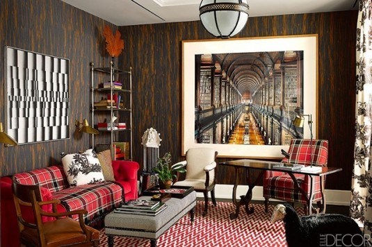 living room-plaid sofa