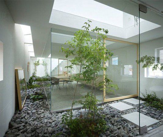 Natural-Interior-Garden-Home-Design