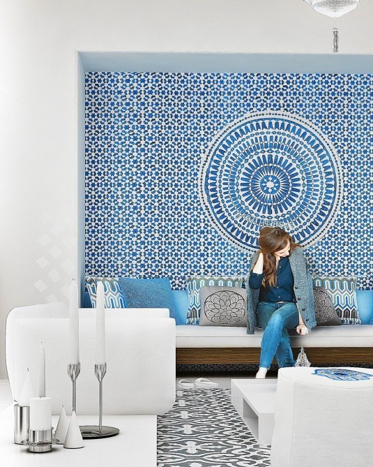 blue-mosaic-design