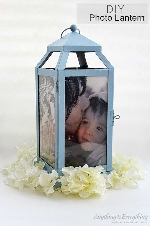 17 Smart and Creative DIY Ideas to Display Your Family Photos