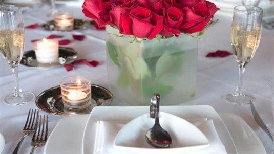 tips-for-a-romantic-valentines-dinner_hero