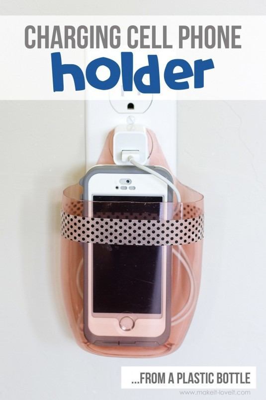 Charging-Cell-Phone-Holder-from-a-plastic-bottle-1