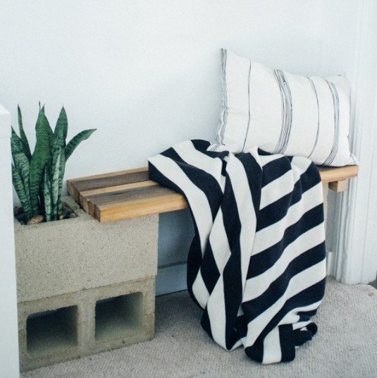 DIY-modern-cinder-block-bench