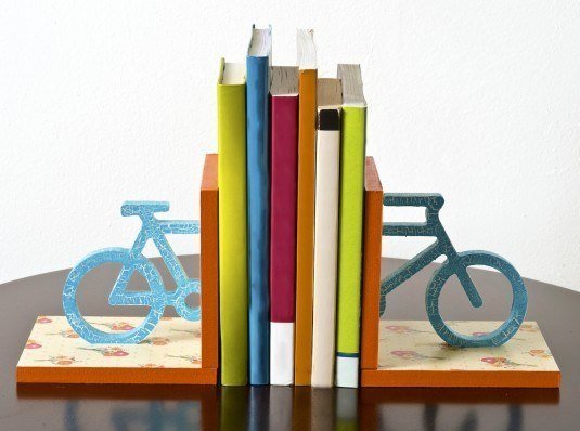 Crackled-floral-bicycle-DIY-bookends