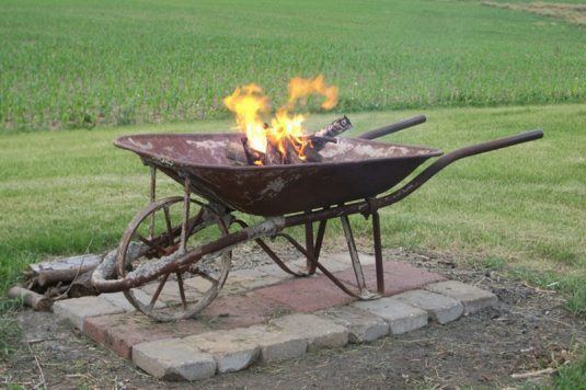 Wheel-Barrow-Fire-Pit-2