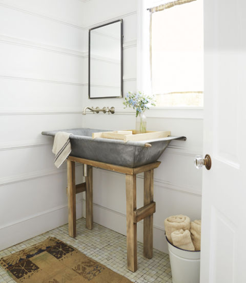 farmhouse-bathroom-sink