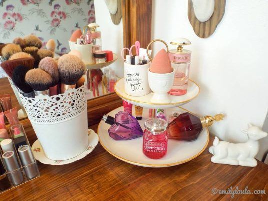 makeup-storage-dressing-table-emilyloula-5-1024x768