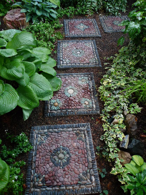 10 Design Ideas for Unique Garden Paths