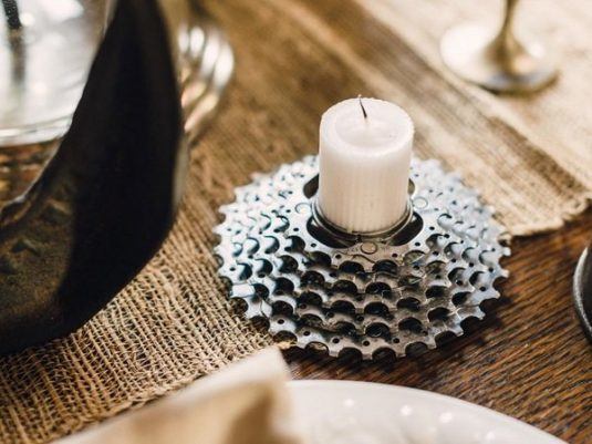 Recycled-bycicle-parts-DIY-candle-holder-ideas