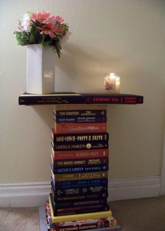 8-creative-and-unique-DIY-ideas-Made-With-Old-Books-13