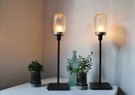 Decorating-ideas-DIY-lighting-table-lamps-jars