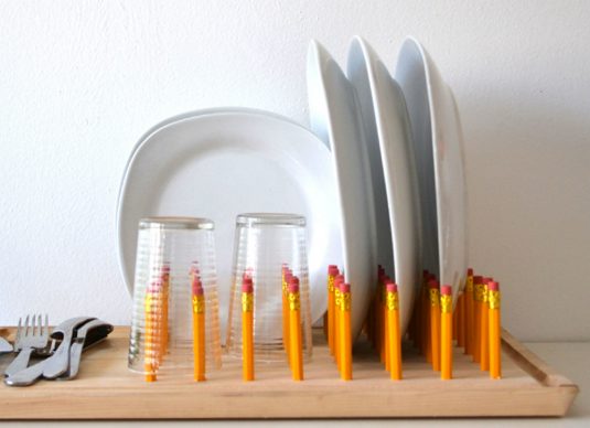 creative_ways_to_use_office_supplies_-_pencil_dry_rack