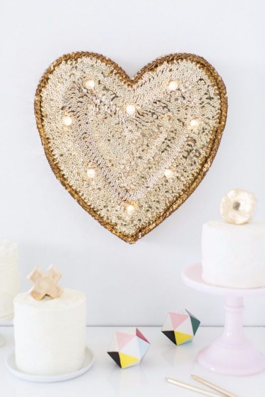 diy-sequin-marquee-heart