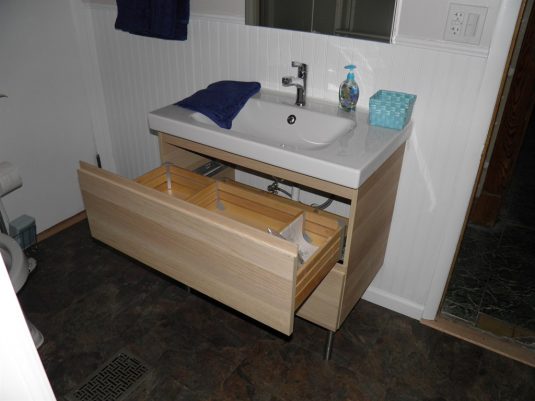 modern-bathroom-vanities-ikea