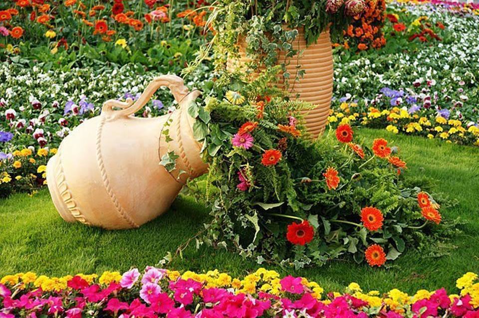 DIY Spilling Flower Pot Will Spill Joy Into Your Garden