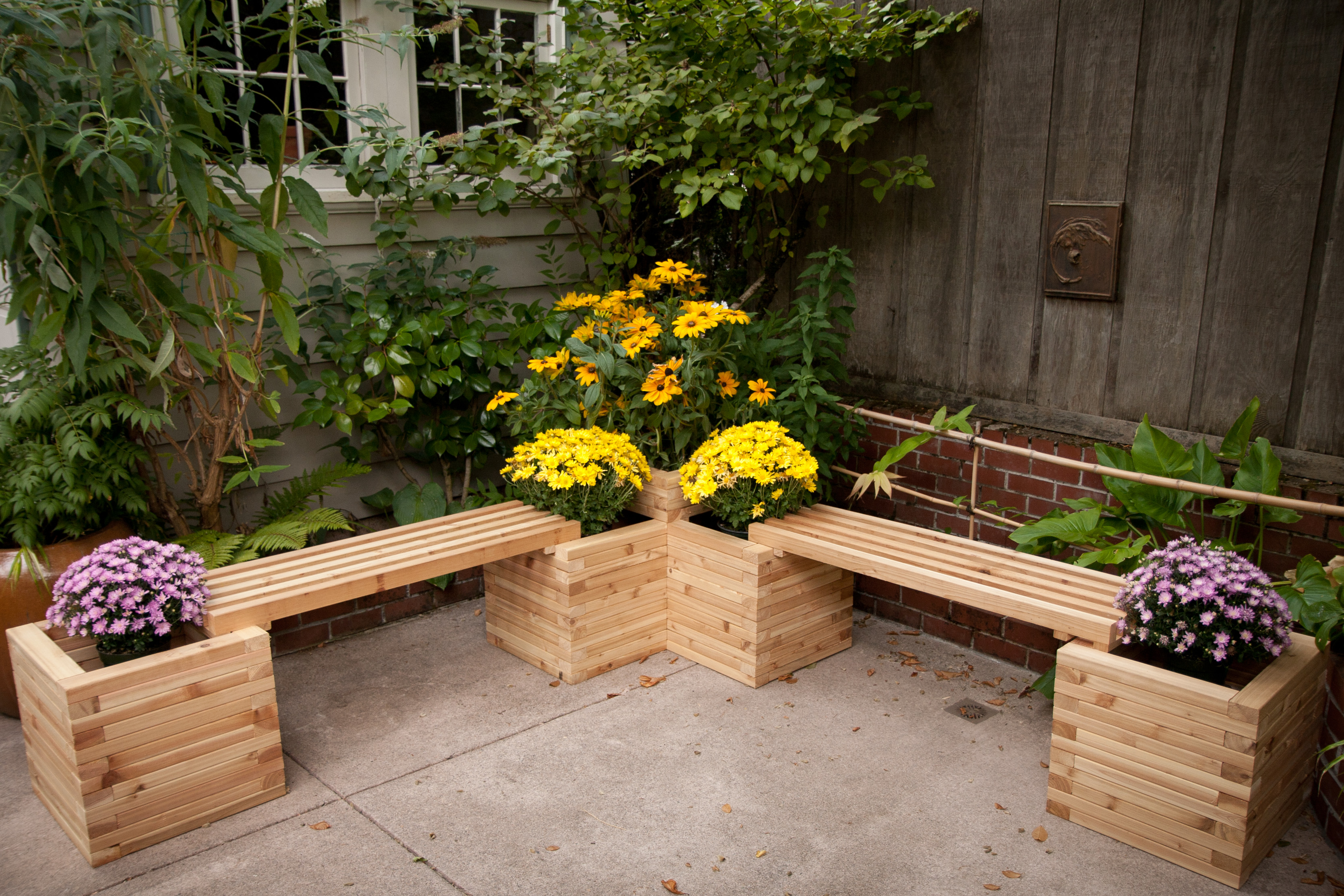 25+ diy reclaimed wood projects for your homes outdoor