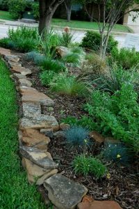 The Easiest Garden Edging Ideas That Are Budget Friendly