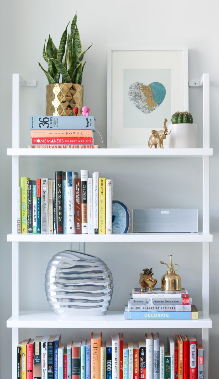 Clever Bookcase Tips To Show Off Your Collection The Right Way