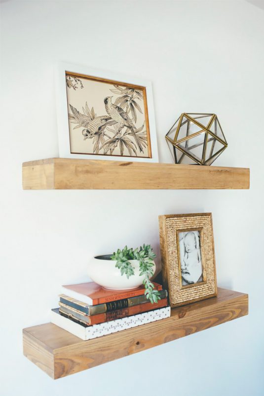 The Ultimate Shelf Styling Tips That Experts Stick To