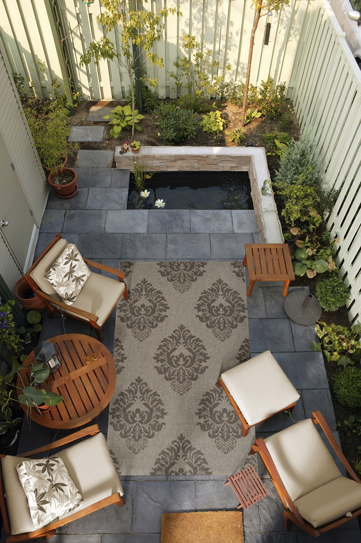 12 Stunning Small Patio Plans To Incorporate Even In The Tiniest Space - B214084fcDD3D632b1741474968c83c3