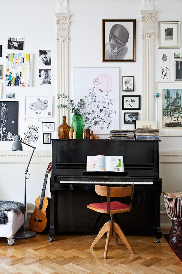 Professionals' Secrets: Piano Decor Ideas To Make Yours Pop