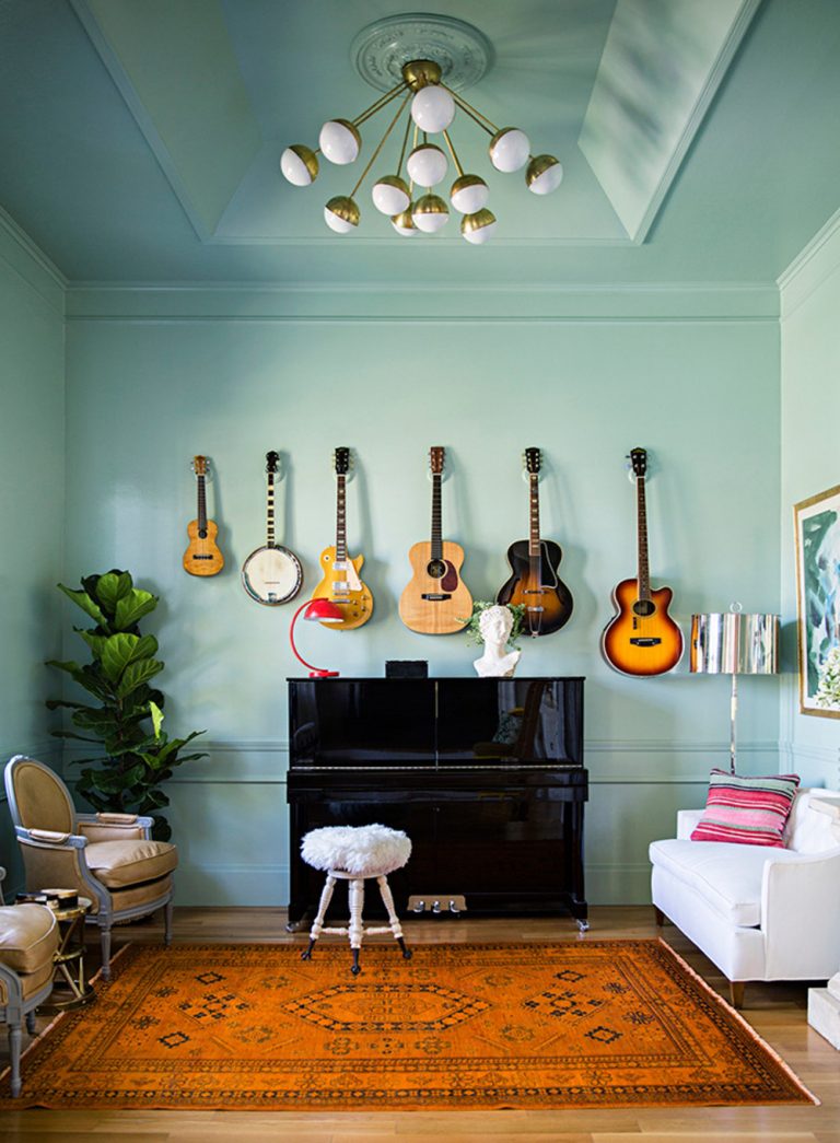 Professionals' Secrets: Piano Decor Ideas To Make Yours Pop