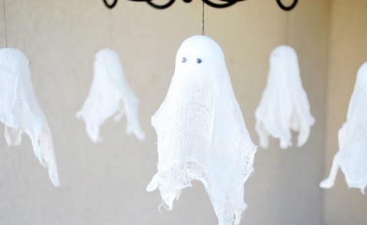 How To Make A DIY Halloween Ghost For Cheap?