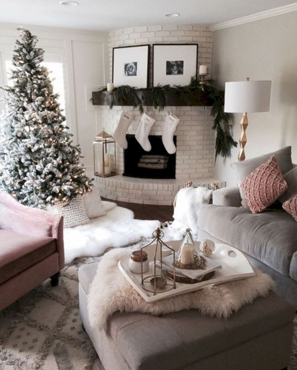 Living Room Christmas Decor Ideas And Tips For Bringing The Festive