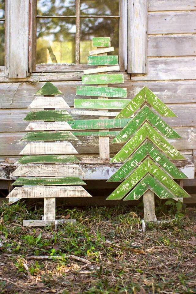 Easy DIY Pallet Christmas Tree Ideas To Amaze Everyone With Your Creativity