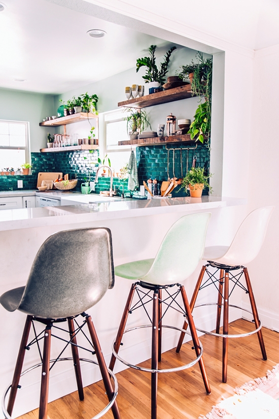 Mismatched Bar Stools To Enhance Your Kitchen In A Stunning Way