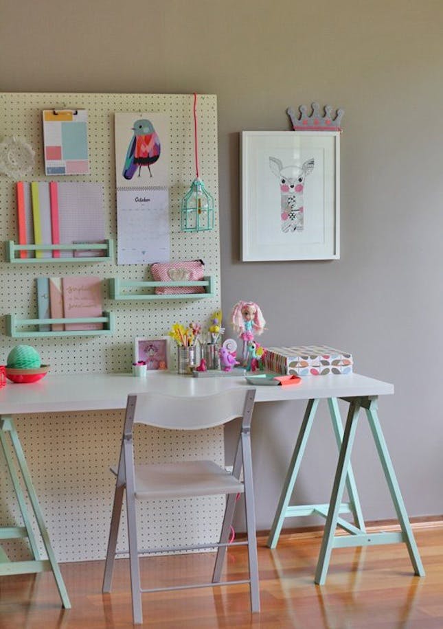 These Awesome Pegboard Desks Are The Best Organization Idea Ever