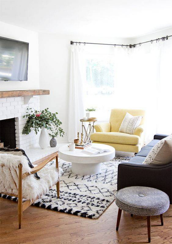 Mismatched Armchairs Is The Latest Trend For Your Living Room