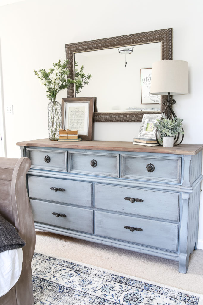 Professional Tips For Dresser Top Decor That Anyone Will