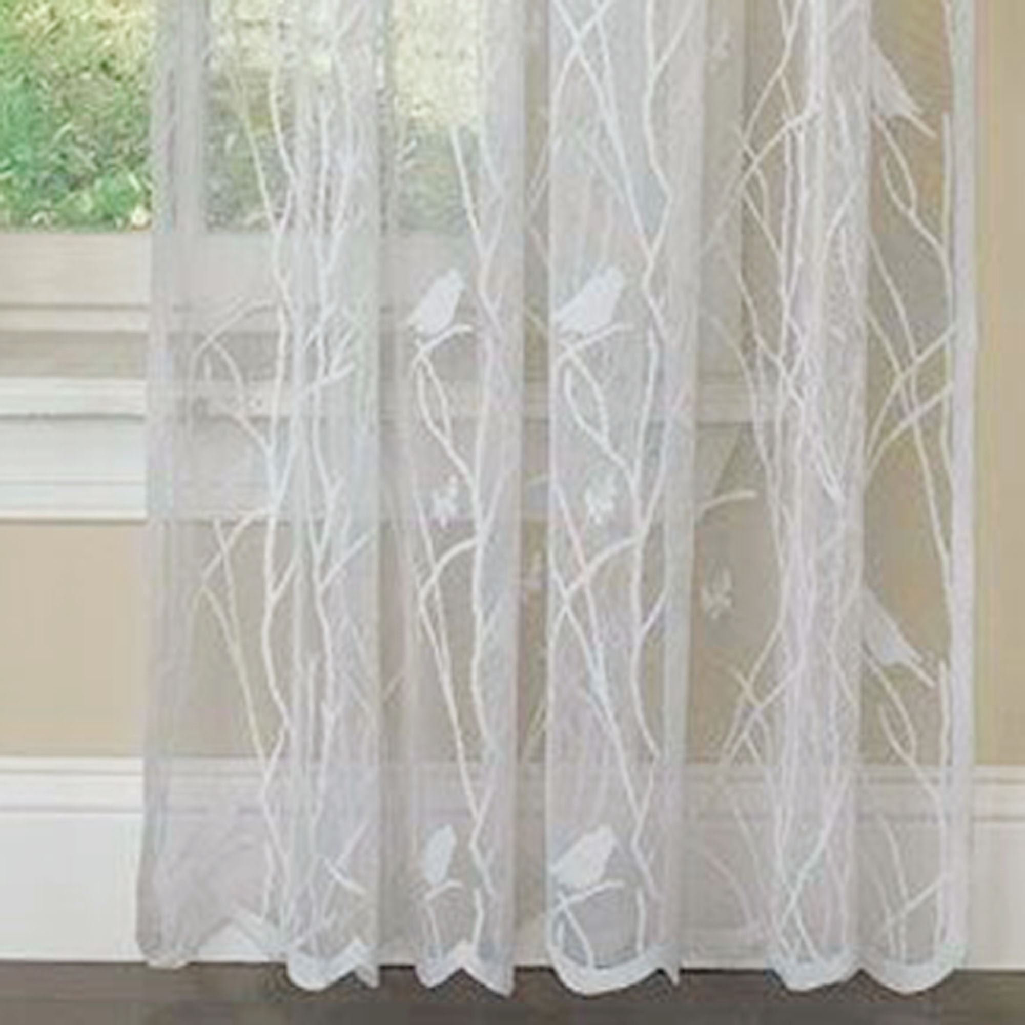 Best Fabrics For Your Curtain