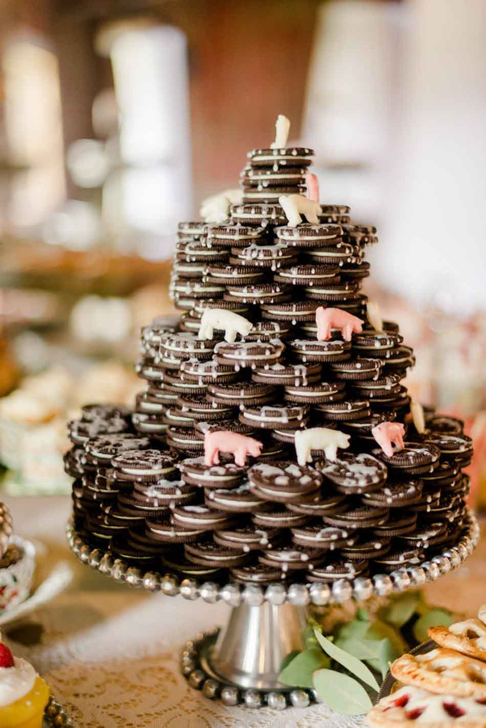Non-Traditional Wedding Cakes That Will Leave Your Guests Speechless